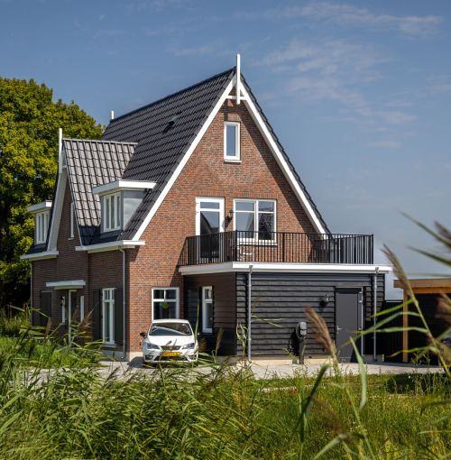 Vrijstaande woning in Leerbroek