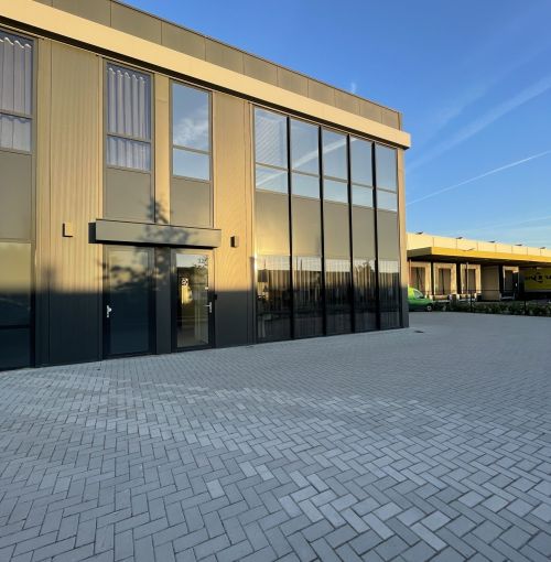 Bedrijfsverzamelgebouw Vianen